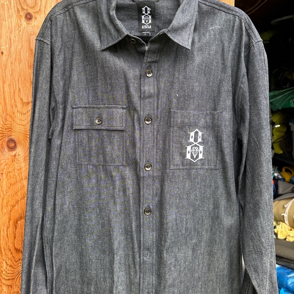 Men's Gray Rebel Eight Button-Up Shirt